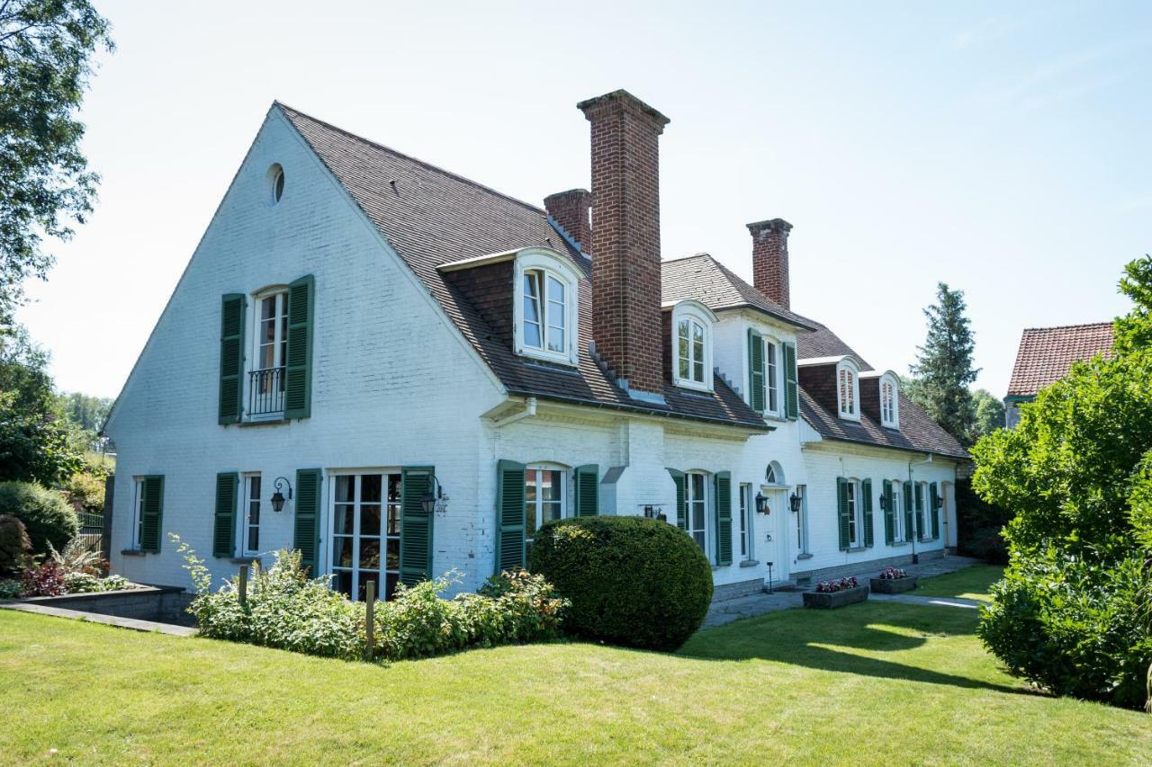 B&B El Tyu Écaussinnes-dʼEnghien Exterior foto